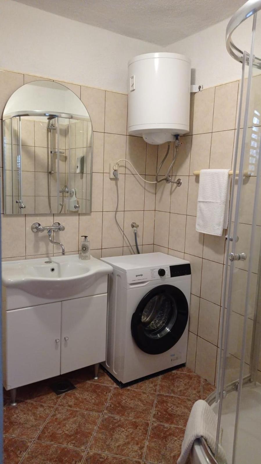 Apartments Happy Day كارلوباغ المظهر الخارجي الصورة